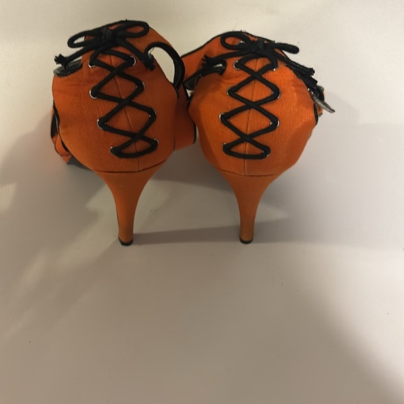 Call It Spring Orange Heels Side Buckle Faux Lace Up at Rear Size 10 - Picture 2 of 5